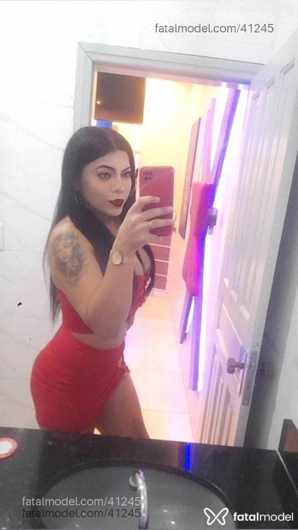 Acompanhante mulher trans morena (o) de olhos castanhos em Porto Velho - Dáphinne Stocker