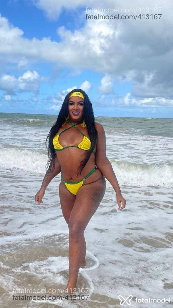 Acompanhante mulher trans com cabelo castanho de olhos castanhos em Maceió - Jessika lins