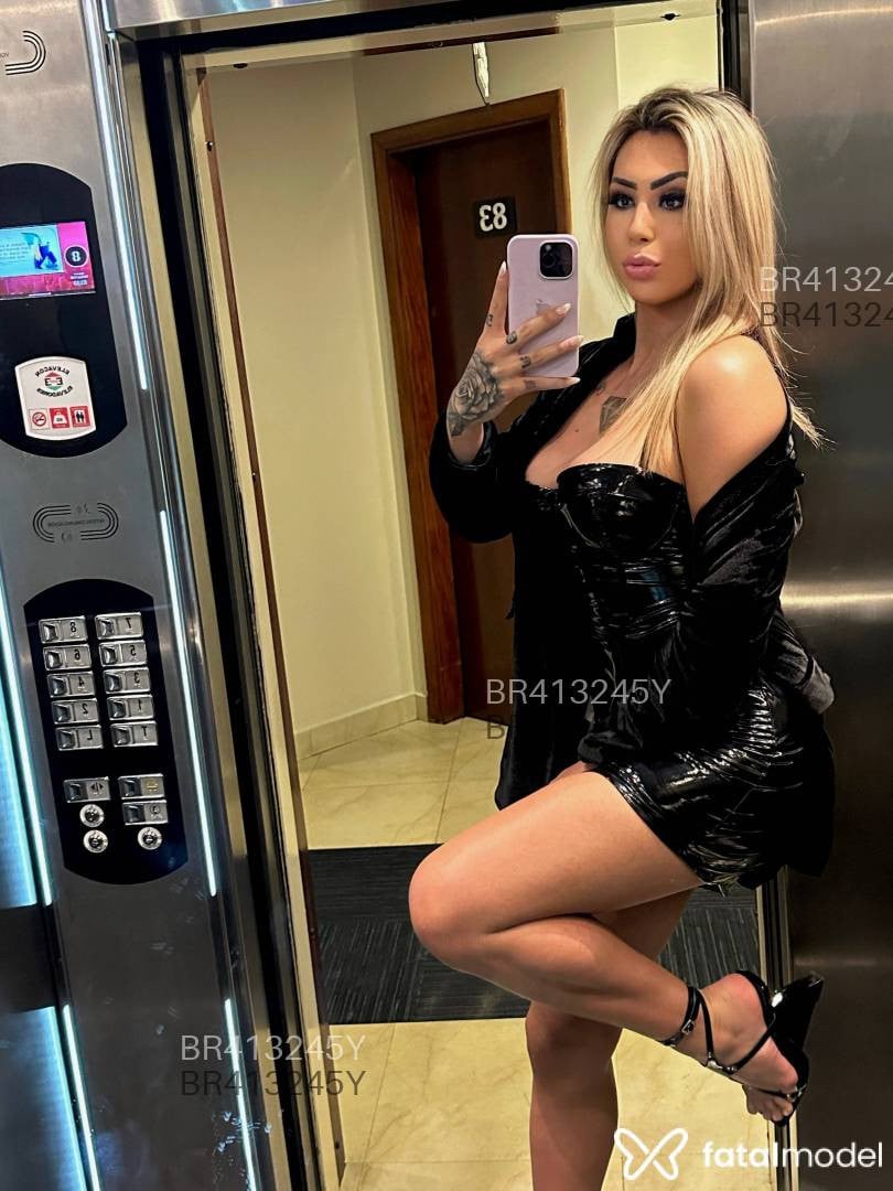 Acompanhante mulher trans morena (o) de olhos castanhos em Pouso Alegre - Bruna Ferraz