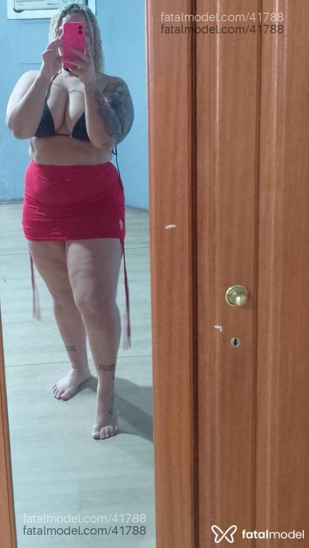 Acompanhante mulher morena (o) de olhos castanhos - Sabrina Pimenta