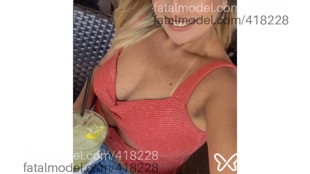Acompanhante mulher loira (o) de olhos castanhos em Maceió - LOLITA