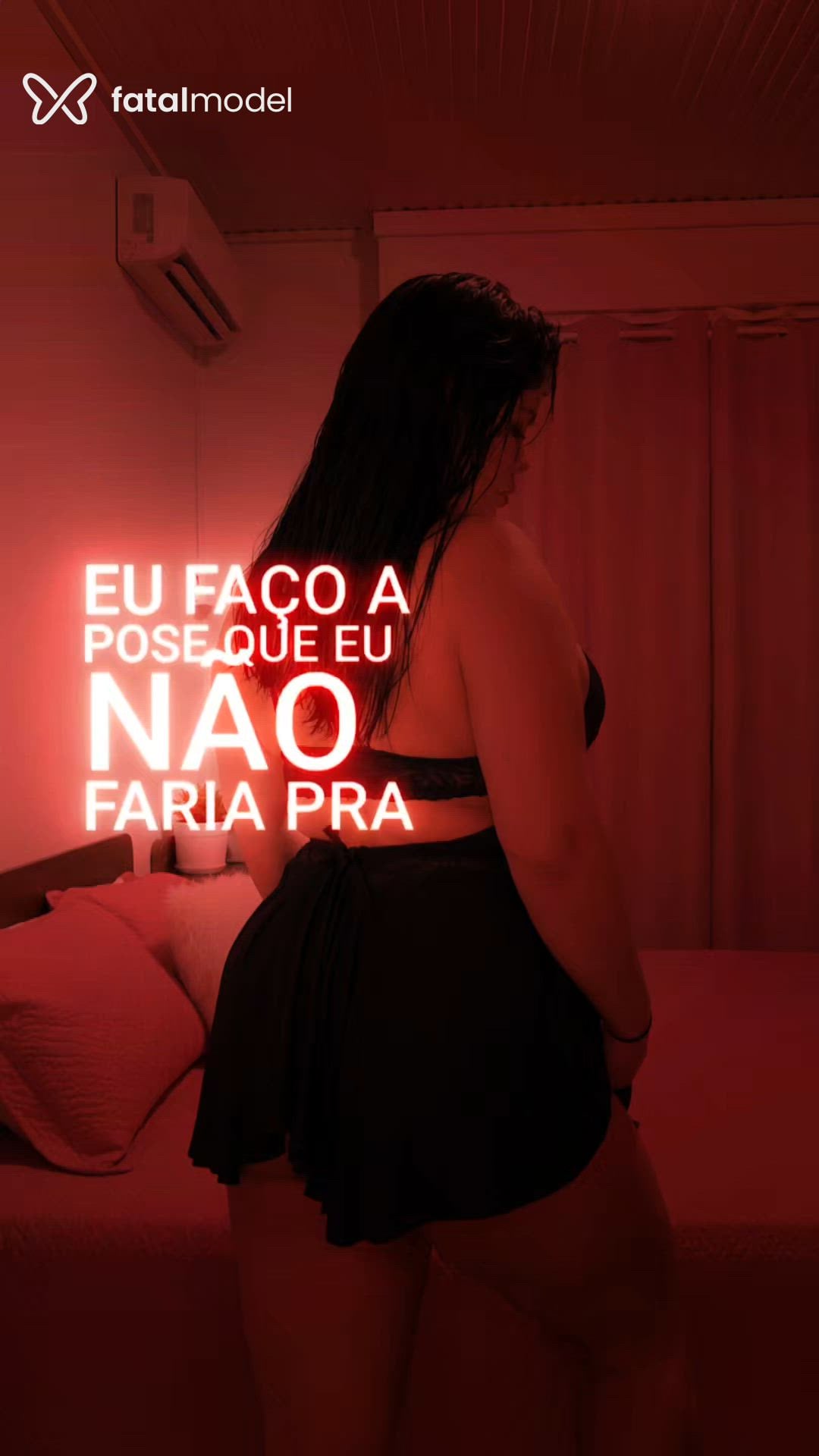 Acompanhante mulher morena (o) de olhos castanhos - Andrea