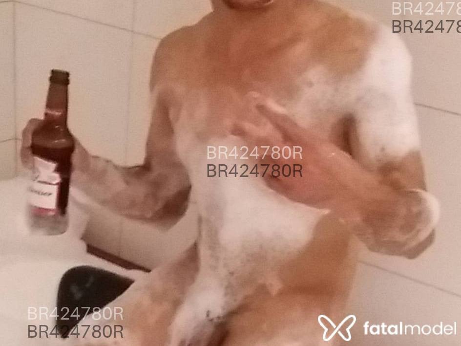 Acompanhante homem morena (o) de olhos pretos em Canoinhas Acompanhante homem morena (o) de olhos pretos em Canoinhas - Lede