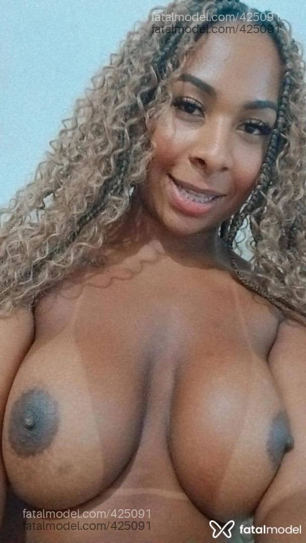 Acompanhante mulher trans morena (o) de olhos castanhos em Caxias do Sul - Jacqueline Guzmán