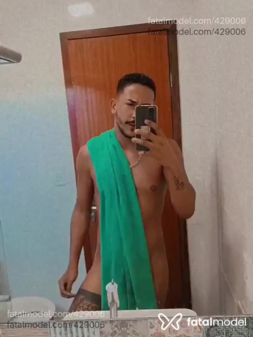 Acompanhante homem morena (o) de olhos castanhos em Campos dos Goytacazes Acompanhante homem morena (o) de olhos castanhos em Campos dos Goytacazes - GUSTAVO
