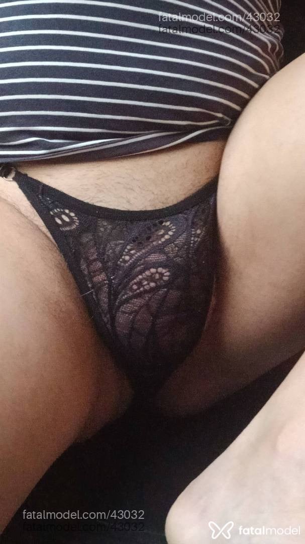 Acompanhante travesti loira (o) de olhos castanhos - Adriana