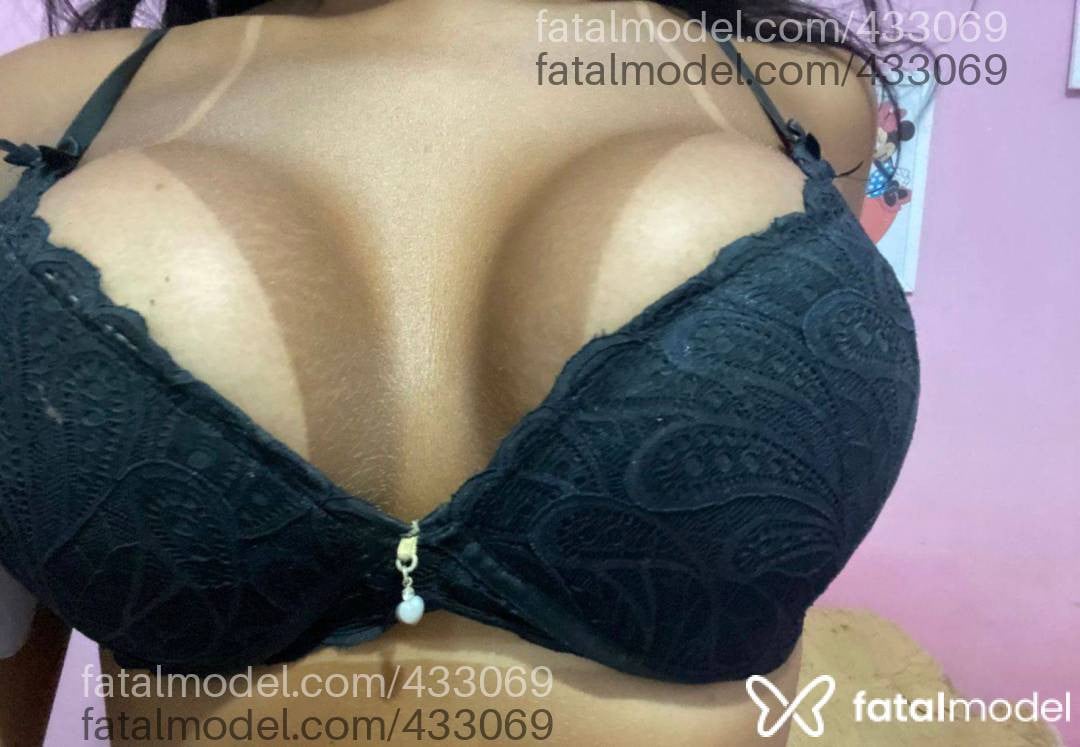 Acompanhante mulher trans morena (o) de olhos pretos em São Pedro da Aldeia Acompanhante mulher trans morena (o) de olhos pretos em São Pedro da Aldeia - Eduarda Morena