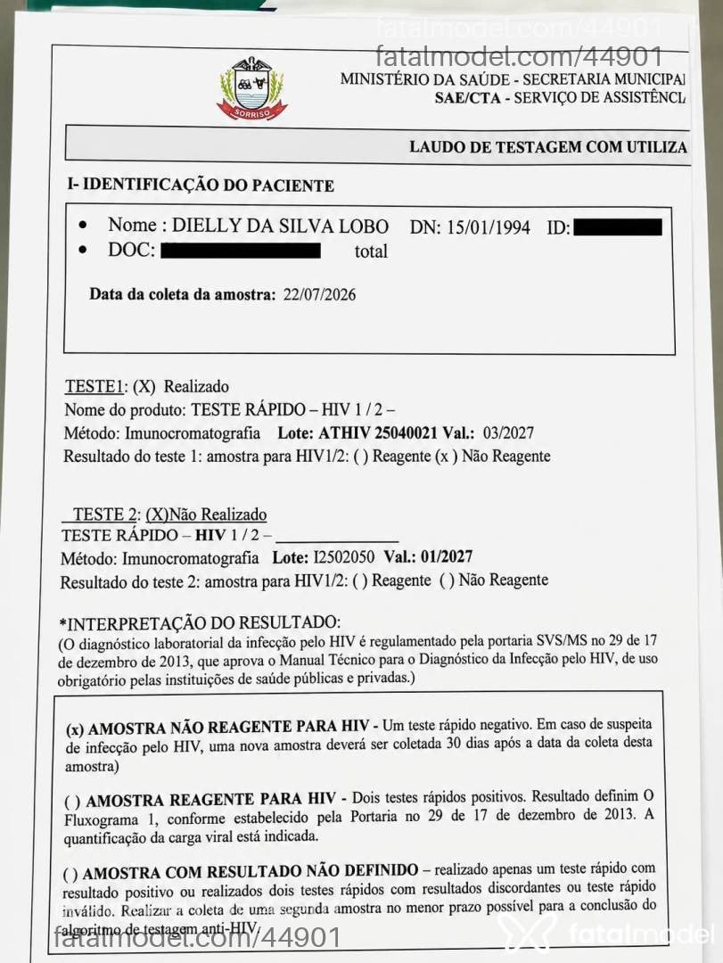 Acompanhante mulher trans loira (o) de olhos verdes - Dielly
