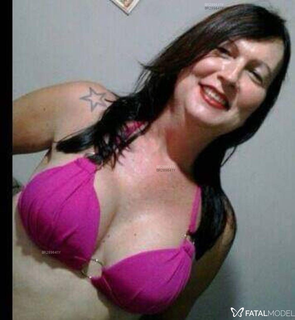 Acompanhante homem trans com cabelo castanho de olhos castanhos em Votuporanga - Lola Santini