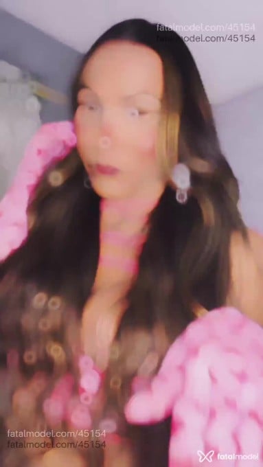 Acompanhante travesti com cabelo castanho de olhos castanhos em Joinville Acompanhante travesti com cabelo castanho de olhos castanhos em Joinville - Leticia Diaz