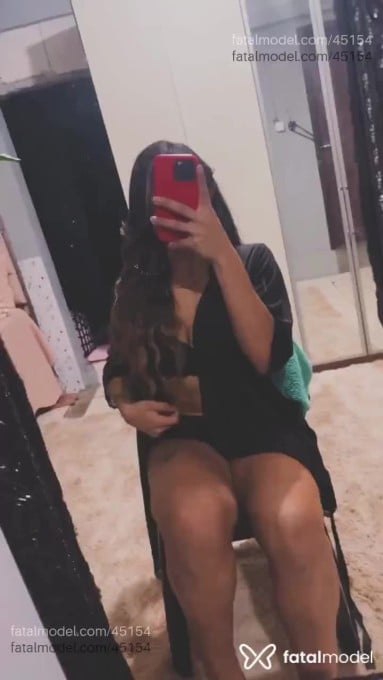 Acompanhante travesti com cabelo castanho de olhos castanhos em Joinville Acompanhante travesti com cabelo castanho de olhos castanhos em Joinville - Leticia Diaz