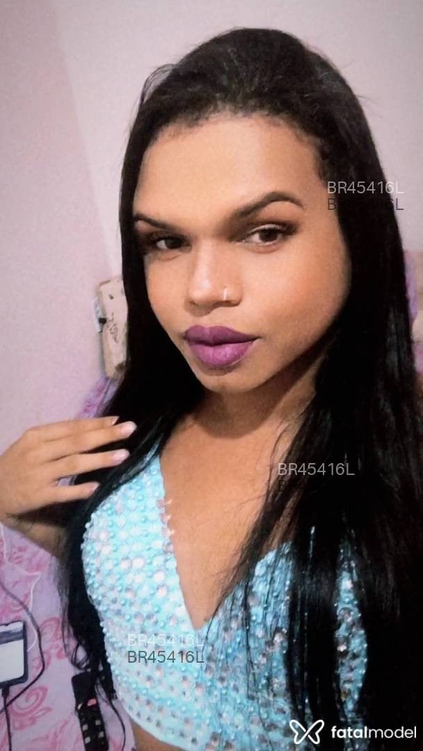 Acompanhante travesti morena (o) de olhos castanhos em Barreiras Acompanhante travesti morena (o) de olhos castanhos em Barreiras - Morena tropicana