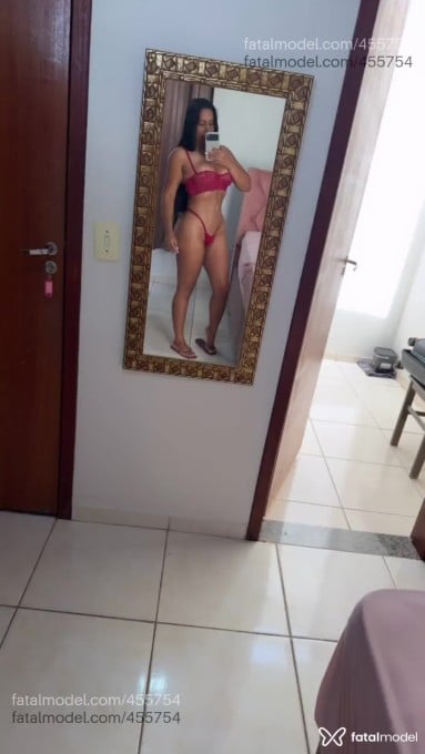 Acompanhante mulher morena (o) de olhos pretos em Umuarama - LET FONSECA