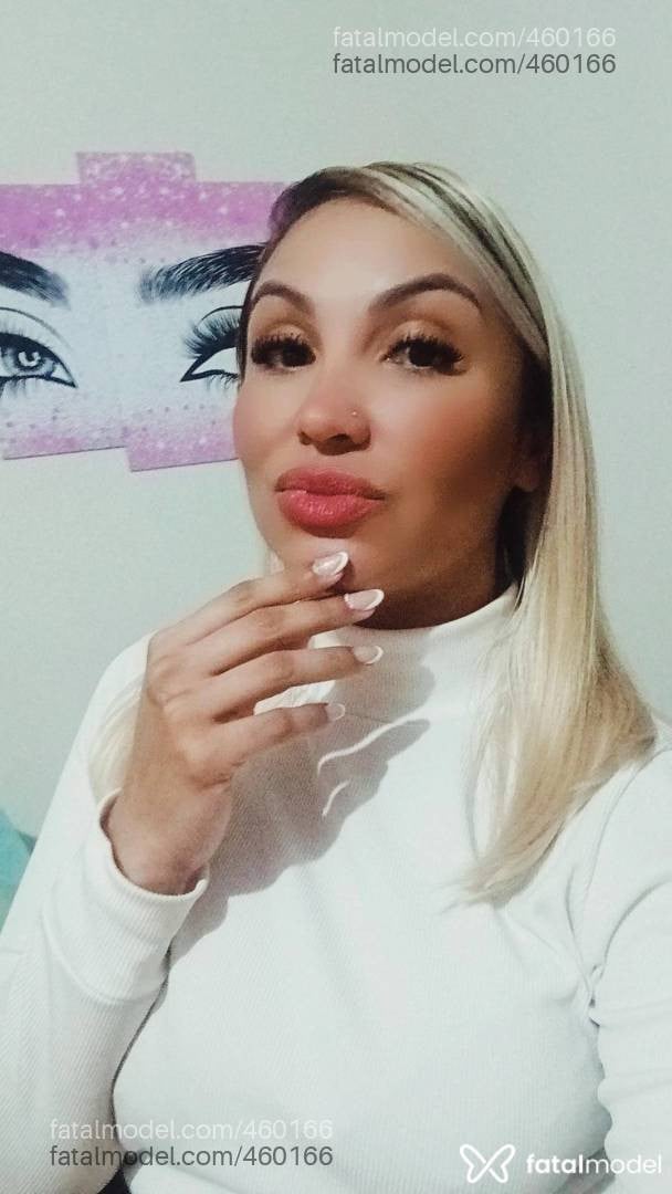 Acompanhante mulher loira (o) de olhos castanhos - Isabela Dantas