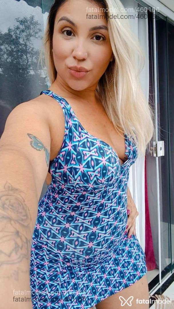 Acompanhante mulher loira (o) de olhos castanhos - Isabela Dantas