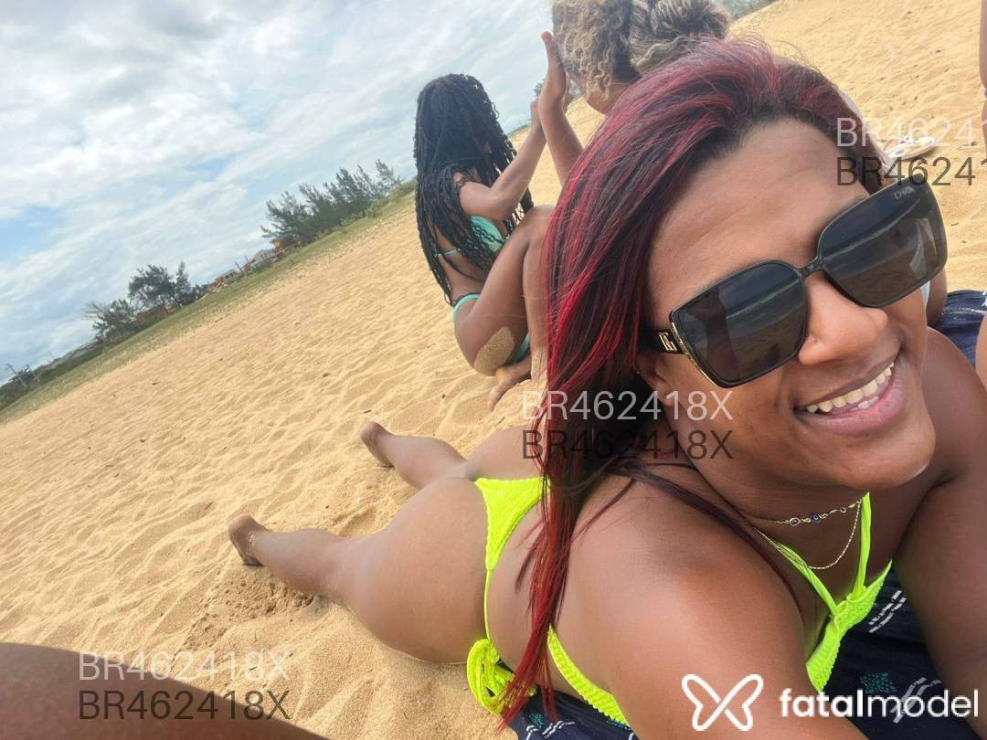 Acompanhante travesti ruiva (o) de olhos castanhos - Rafah Acompanhante travesti ruiva (o) de olhos castanhos - Rafah