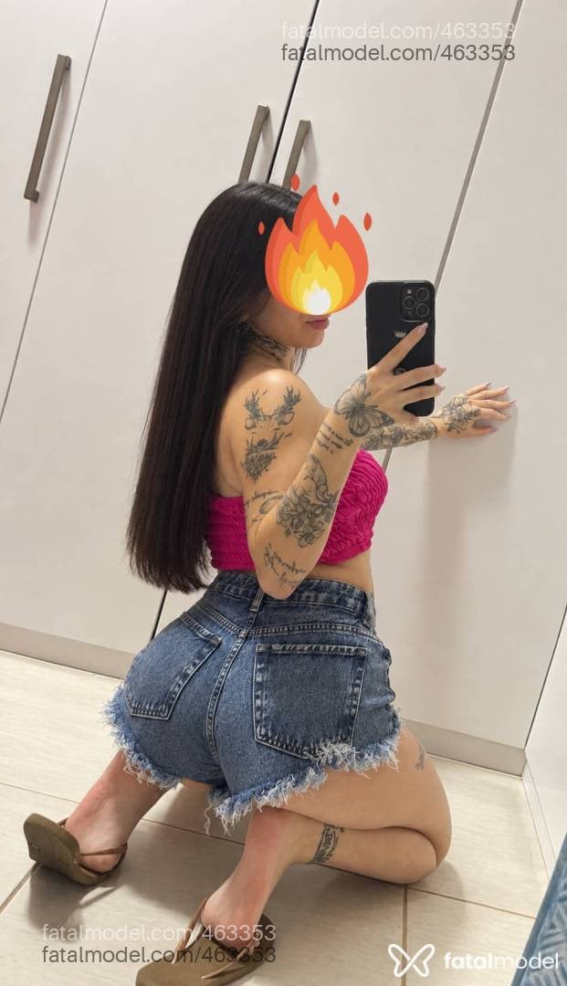 Acompanhante mulher com cabelo castanho de olhos mel - Eduarda Paz