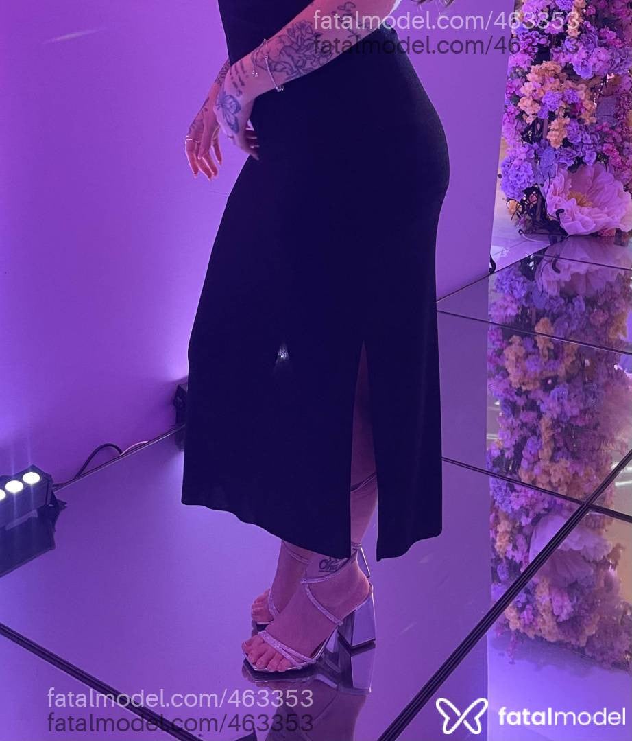Acompanhante mulher com cabelo castanho de olhos mel em Virtual - Eduarda Paz