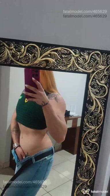Acompanhante mulher ruiva (o) de olhos castanhos em Paranaguá - Evelyn