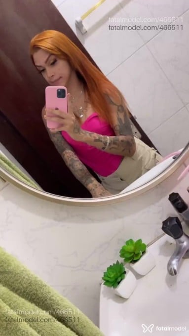 Acompanhante travesti ruiva (o) de olhos castanhos em João Pessoa - Yennefer