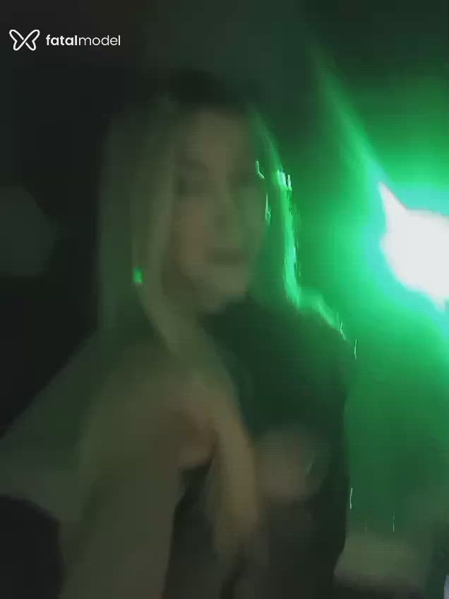 Acompanhante travesti loira (o) de olhos verdes em Contagem Acompanhante travesti loira (o) de olhos verdes em Contagem - Cibely Mancini