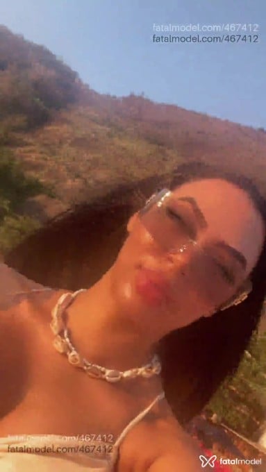 Acompanhante mulher morena (o) de olhos castanhos - Penélope