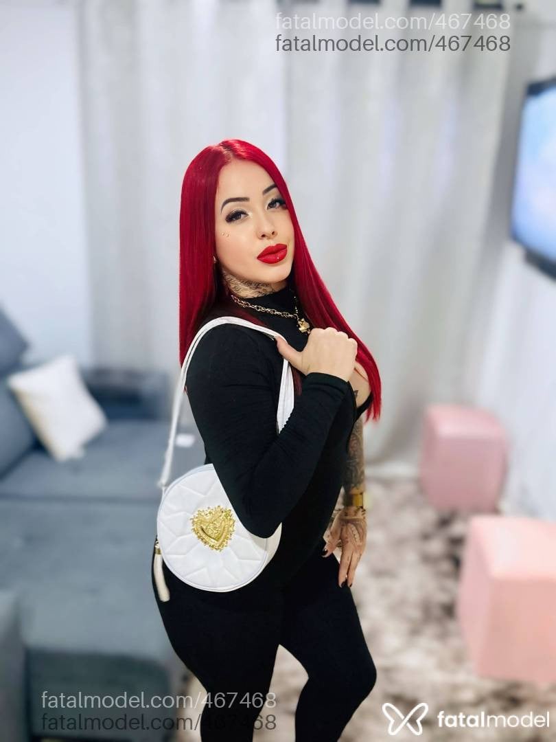 Acompanhante mulher ruiva (o) de olhos mel em Itapeva Acompanhante mulher ruiva (o) de olhos mel em Itapeva - Serena Bittencourt