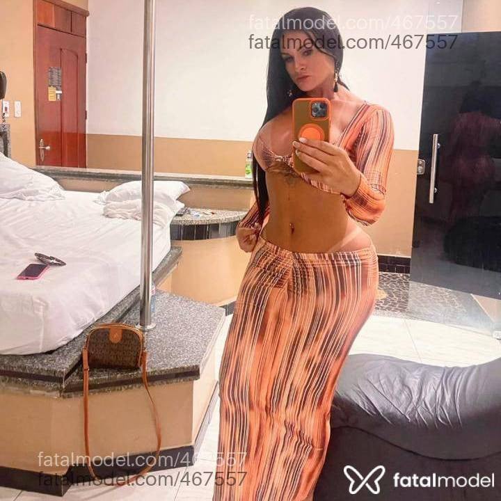 Acompanhante mulher trans morena (o) de olhos castanhos - Jade silva