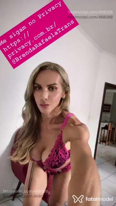 Acompanhante mulher trans loira (o) de olhos mel em Vilhena - Brenda