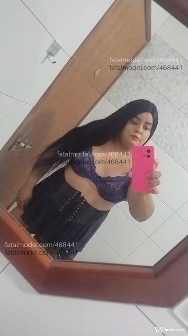 Acompanhante travesti morena (o) de olhos castanhos em Santa Cruz do Rio Pardo - Morenafatal