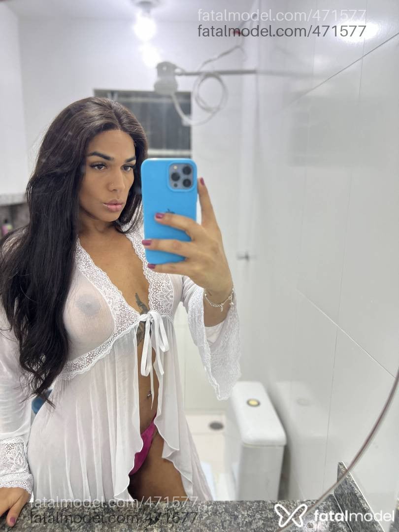 Acompanhante travesti morena (o) de olhos castanhos - Ludmylla