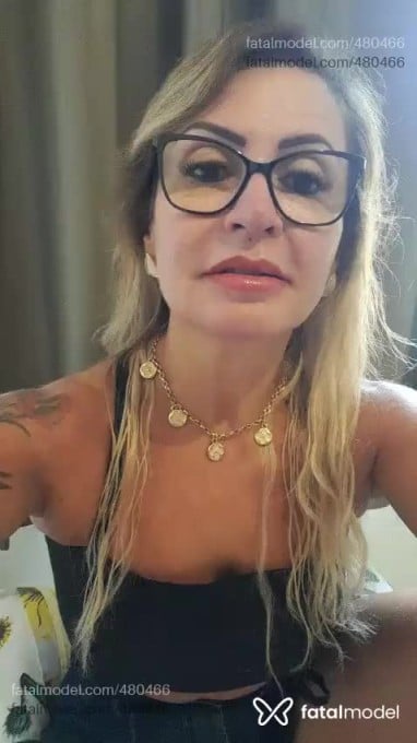 Acompanhante mulher loira (o) de olhos castanhos em Franca - Pérola