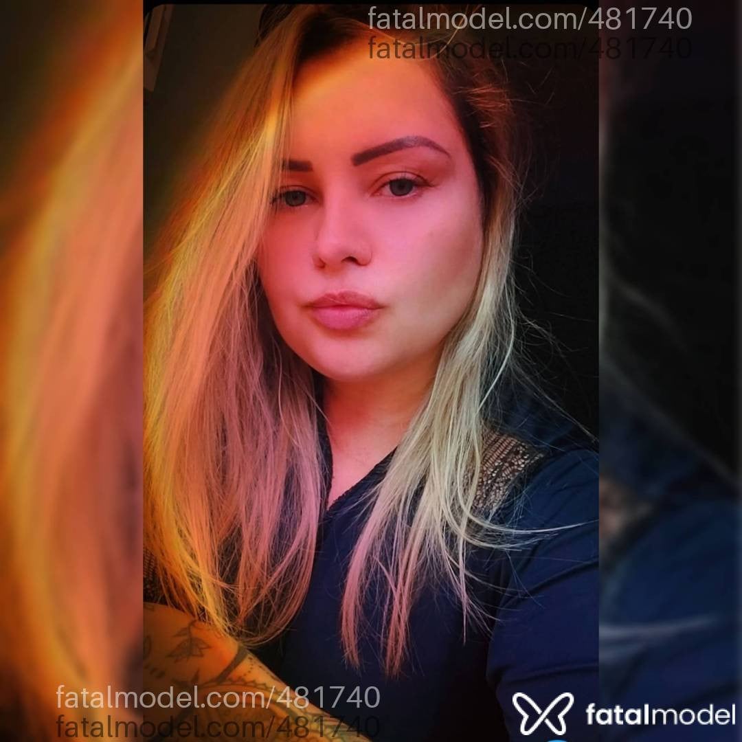 Acompanhante mulher loira (o) de olhos castanhos em Paranaguá - Kelly
