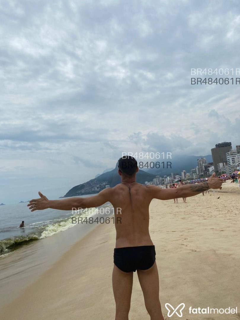 Acompanhante homem com cabelo castanho de olhos pretos em Rio de Janeiro - Augusto Phellipe