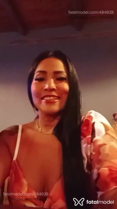 Acompanhante mulher morena (o) de olhos pretos em Criciúma Acompanhante mulher morena (o) de olhos pretos em Criciúma - Aurora
