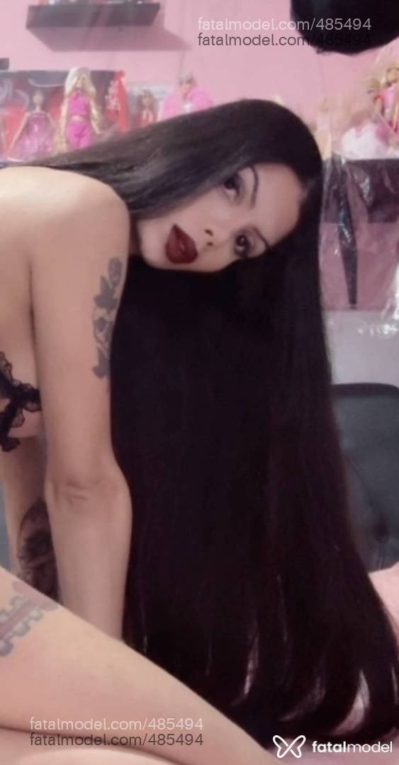 Acompanhante mulher trans morena (o) de olhos castanhos - Anylith Ope Rada