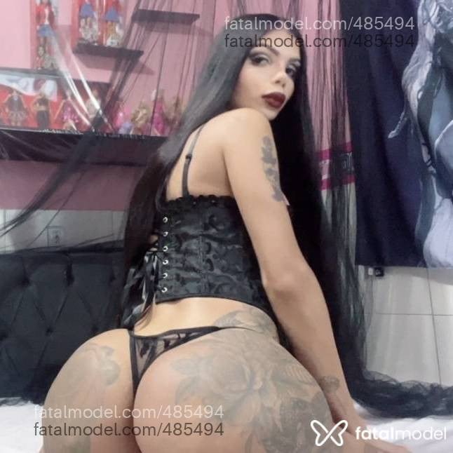 Acompanhante mulher trans morena (o) de olhos castanhos - Aryella Nefertiti