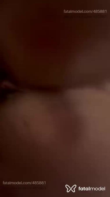 Acompanhante mulher com cabelo castanho de olhos verdes em Lajeado - Ana Paula Benoit