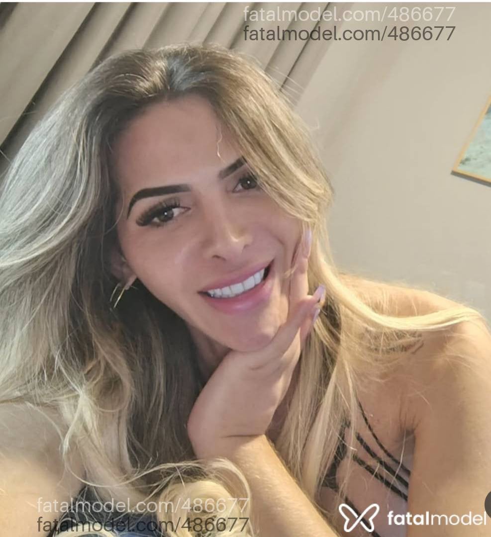 Acompanhante mulher trans loira (o) de olhos castanhos - Bella Toop Traans Acompanhante mulher trans loira (o) de olhos castanhos - Bella Toop Traans