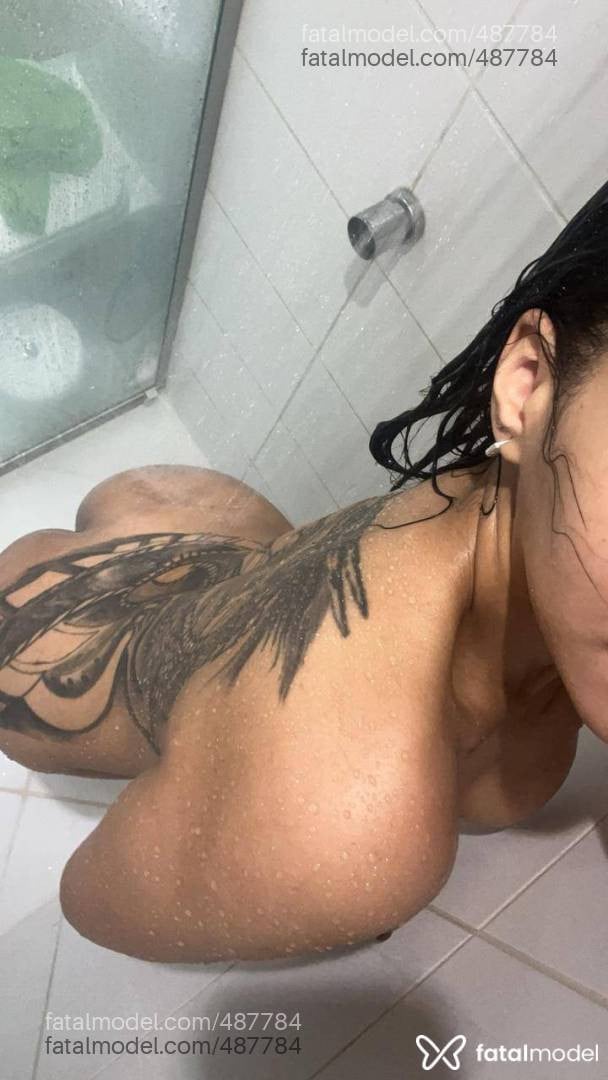 Acompanhante mulher com cabelo castanho de olhos castanhos em Guanambi Acompanhante mulher com cabelo castanho de olhos castanhos em Guanambi - Ju Santos