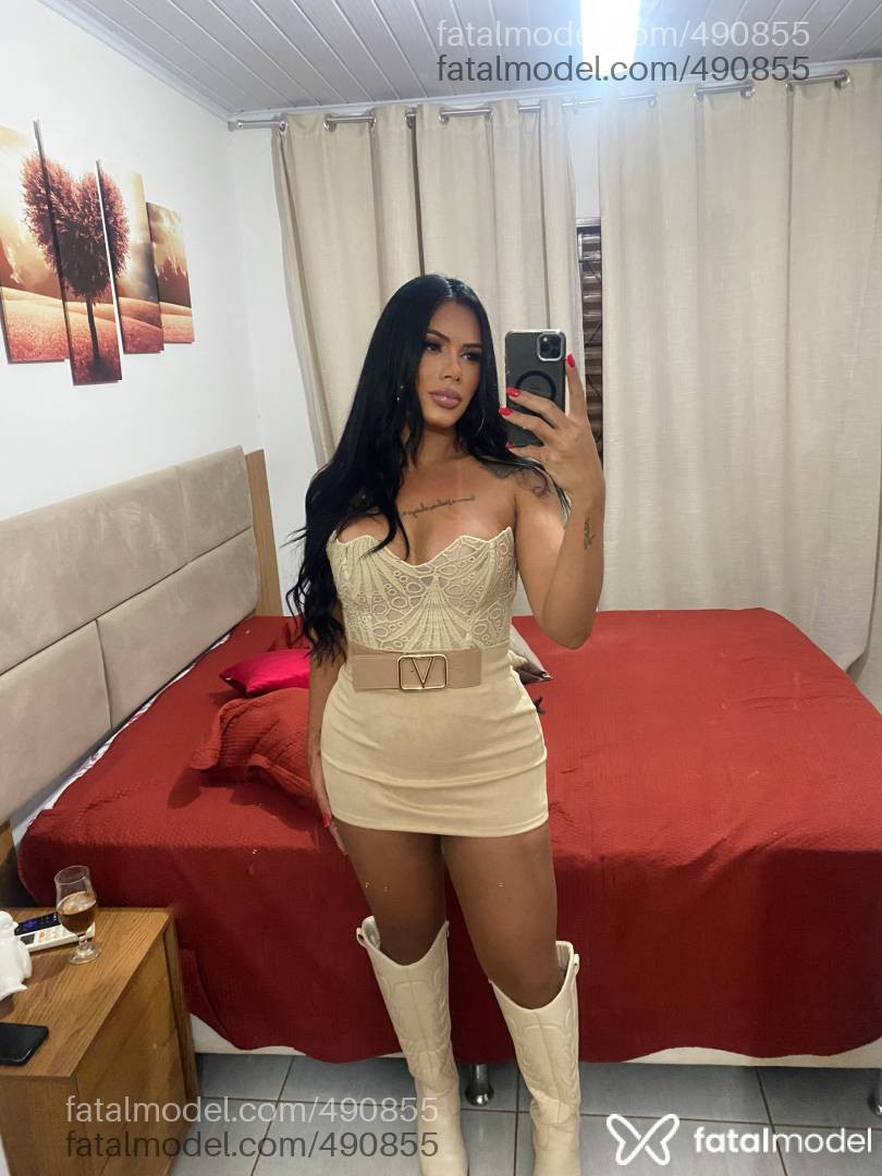 Acompanhante mulher trans com cabelo castanho de olhos castanhos em Ipameri - Barbara Nunes