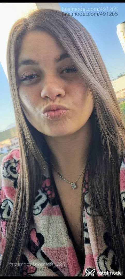 Acompanhante mulher com cabelo castanho de olhos castanhos em São Lourenço - Dudaa