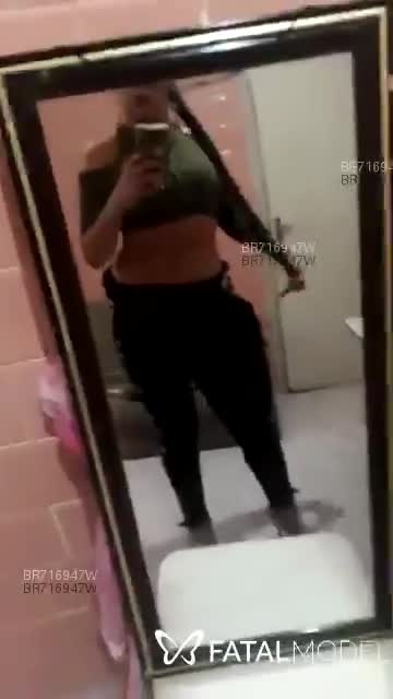 Acompanhante trans com cabelo castanho de olhos castanhos em Ribeirão Preto - Satto