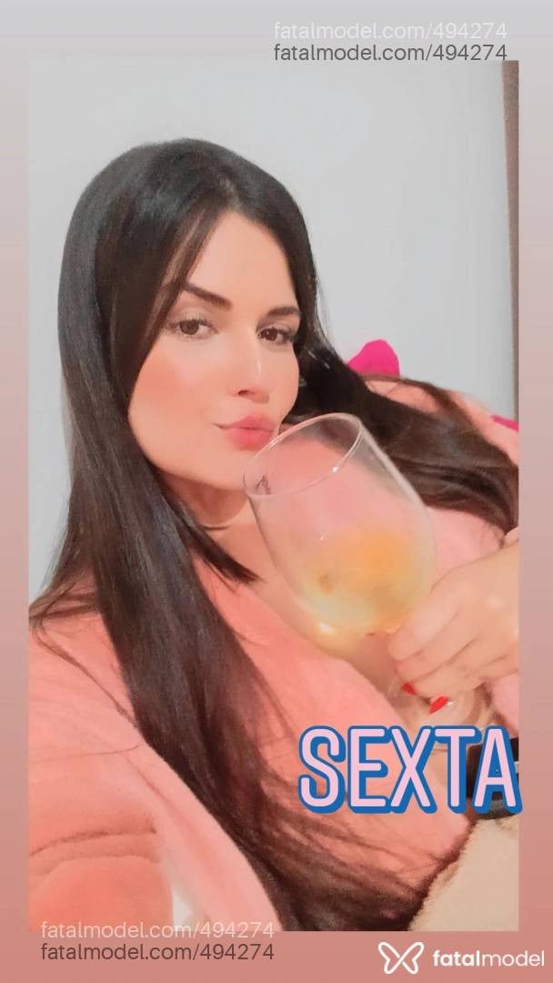 Acompanhante mulher com cabelo castanho de olhos mel - Samy Costa