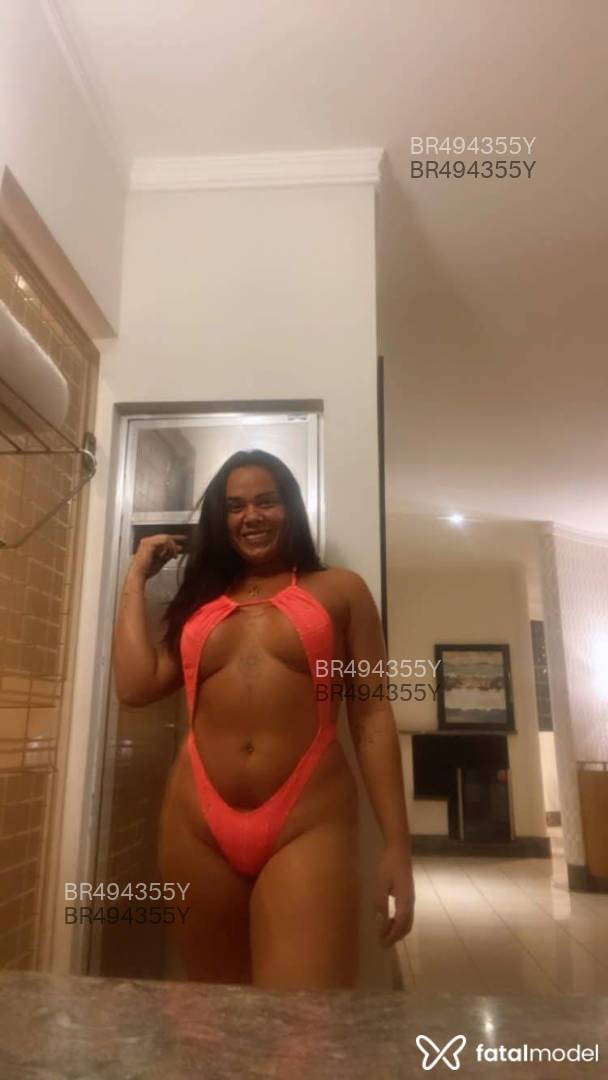 Acompanhante travesti com cabelo castanho de olhos pretos - Nicolly calck Acompanhante travesti com cabelo castanho de olhos pretos - Nicolly calck