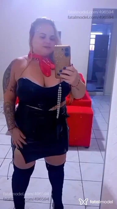 Acompanhante mulher loira (o) de olhos verdes em Nova Friburgo - Raquel