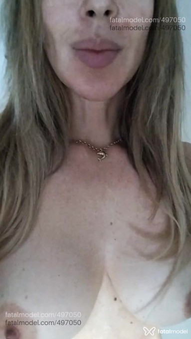 Acompanhante mulher loira (o) de olhos castanhos em Porto Alegre - Juliana
