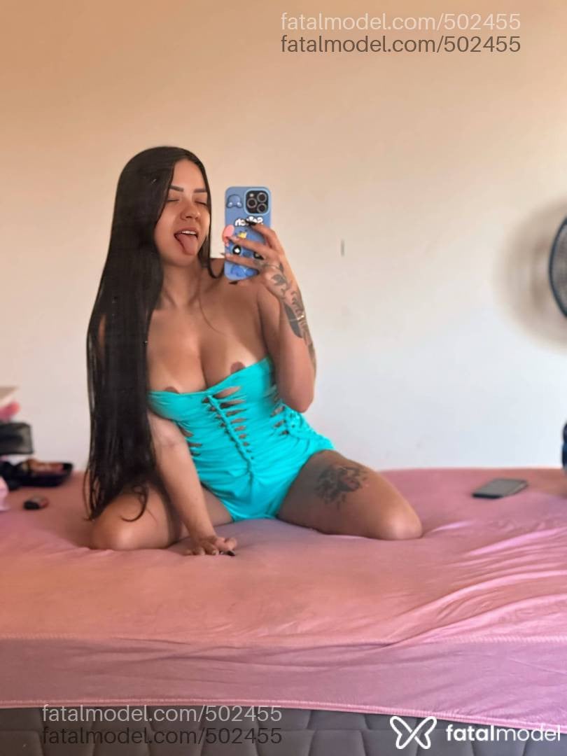 Acompanhante mulher morena (o) de olhos castanhos - Bruna