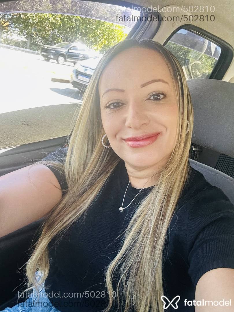 Acompanhante mulher loira (o) de olhos castanhos em Pará de Minas - Mel Dantas