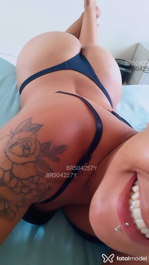 Acompanhante mulher com cabelo castanho de olhos castanhos em Vacaria - Carol morena